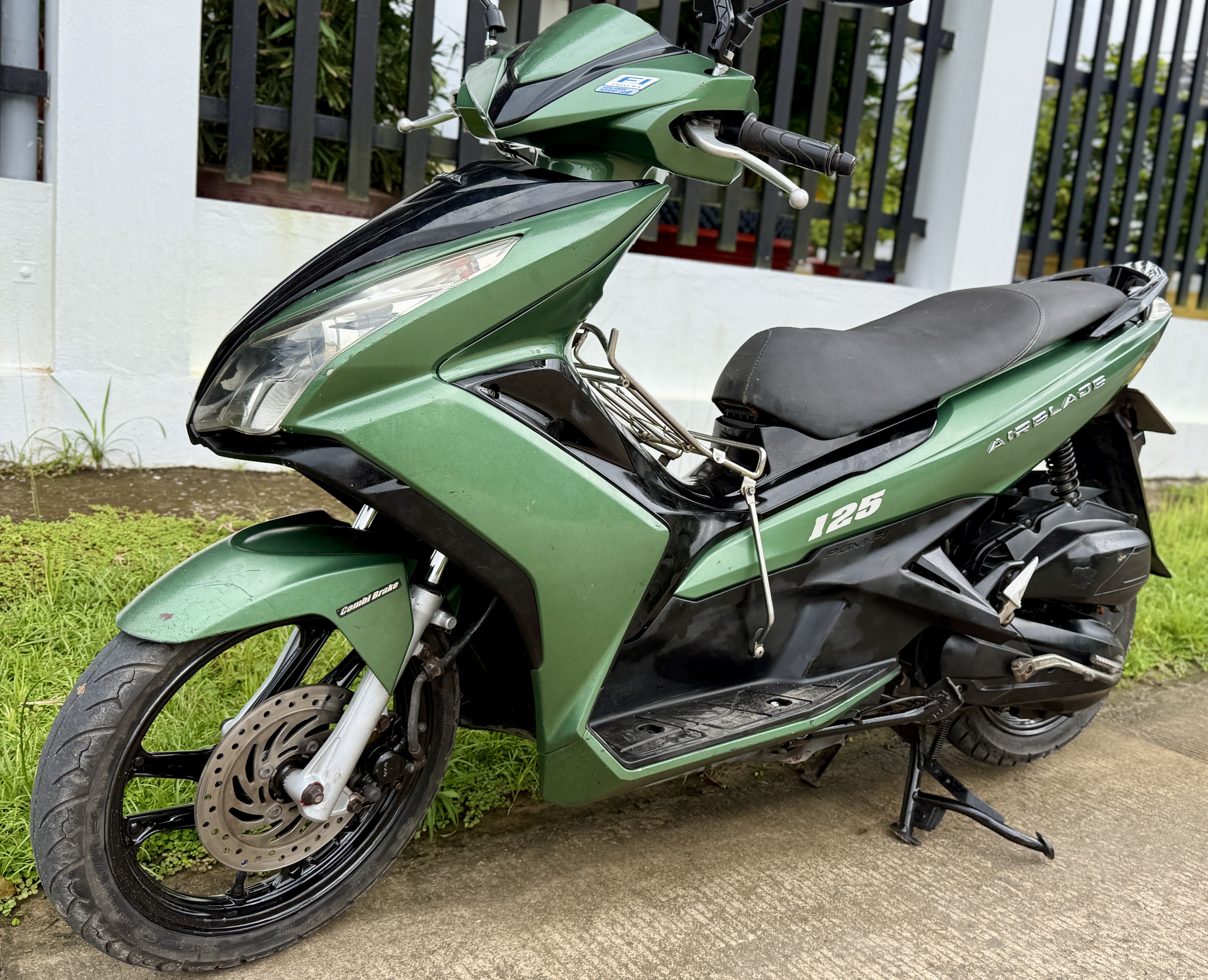 Ivy Motorbike